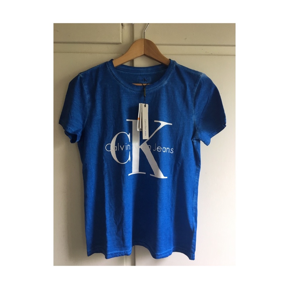 Calvin Klein T-shirt size S - Picture 2 of 2